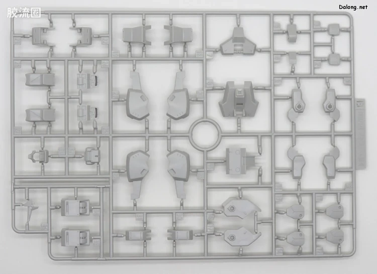高达铁血的奥尔芬斯 HG 1/144 网络限定版 伊欧骨架 狮电改 (奥尔加机) - 图片